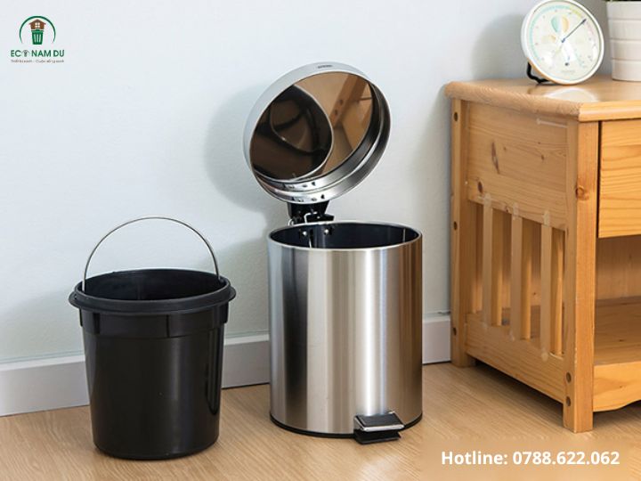 Thung-rac-inox-dap-chan-12l-4