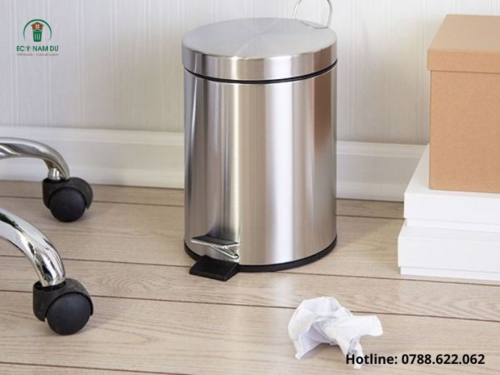 Thung-rac-inox-dap-chan-30l-4