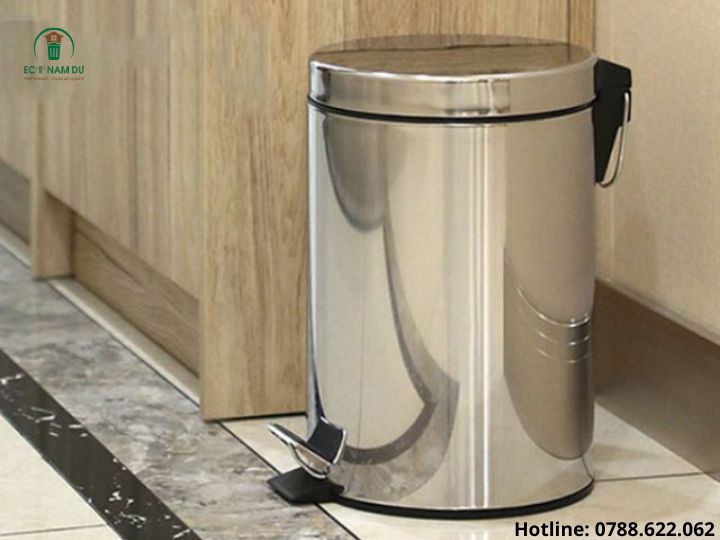 Thung-rac-inox-dap-chan-30l-5