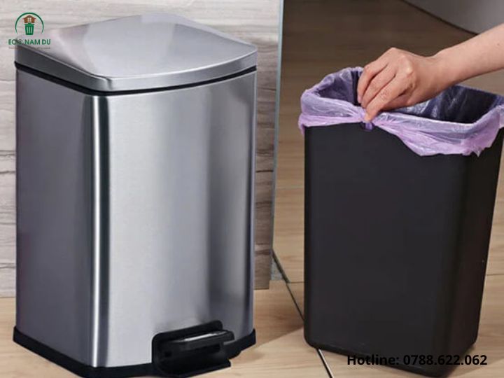Thung-rac-inox-dap-chan-vuong-50-lit-econamdu-4