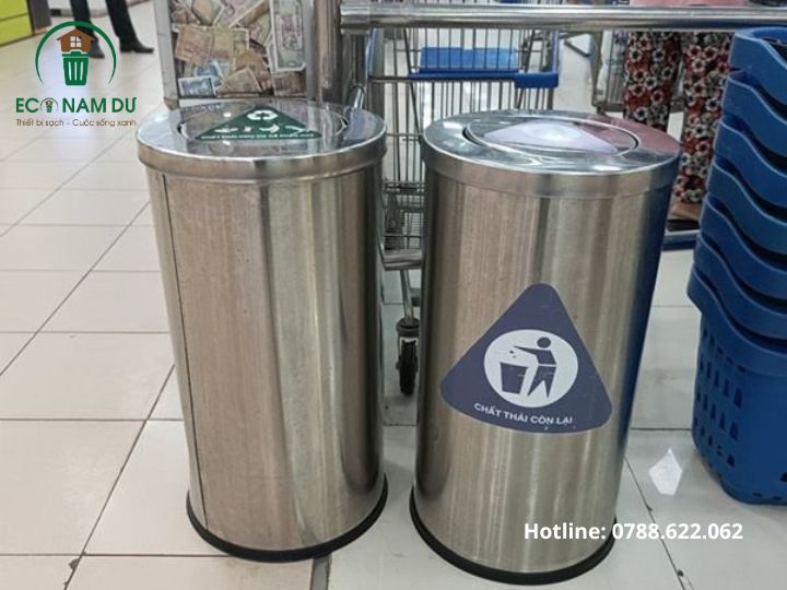 Thung-rac-inox-loai-lon-eco-nam-du